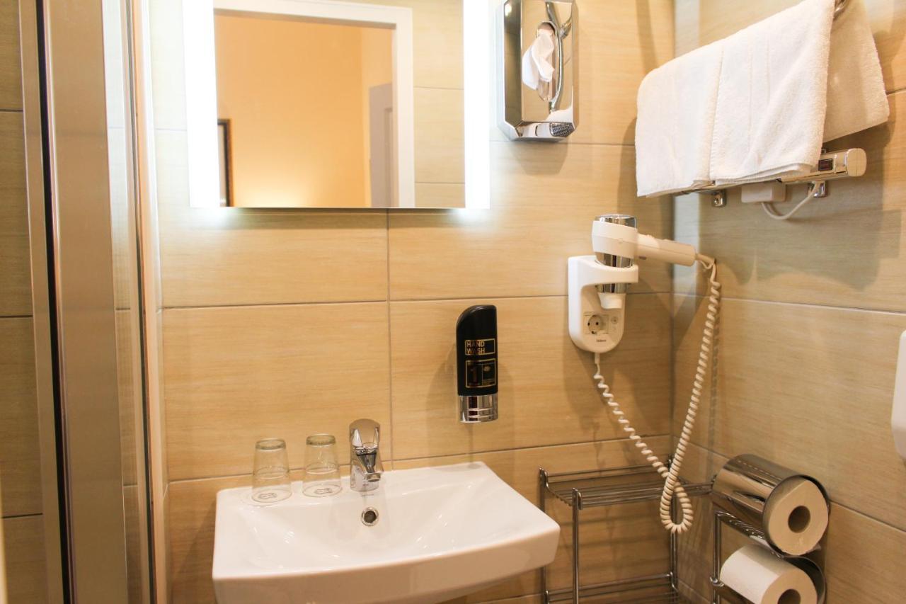 Private Comfort Stephansplatz - Self Check In فيينا المظهر الخارجي الصورة