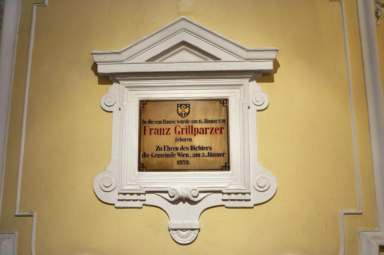 Private Comfort Stephansplatz - Self Check In فيينا المظهر الخارجي الصورة