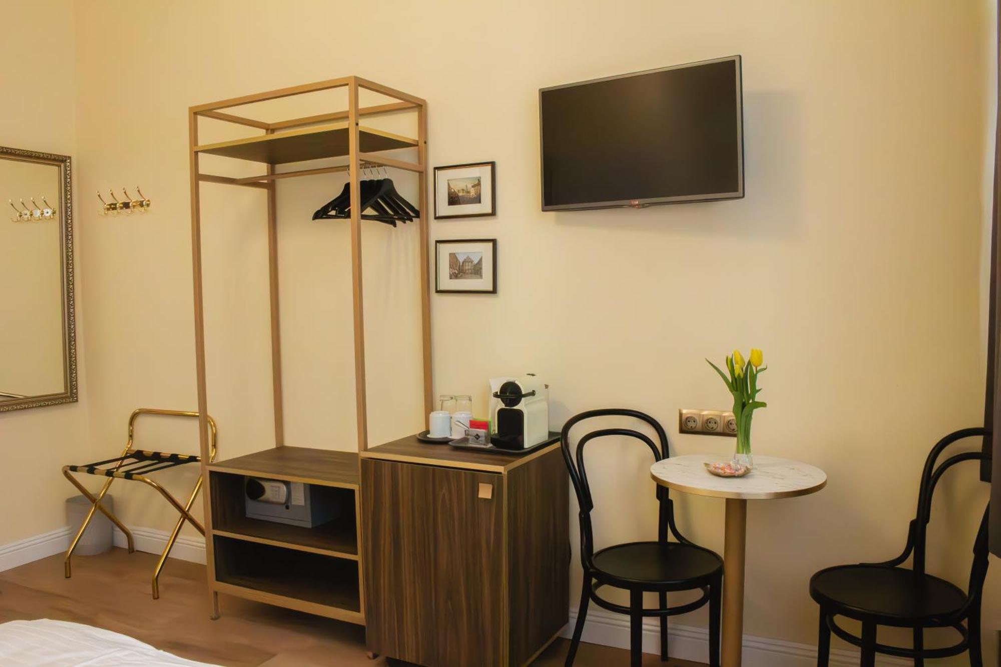 Private Comfort Stephansplatz - Self Check In فيينا المظهر الخارجي الصورة