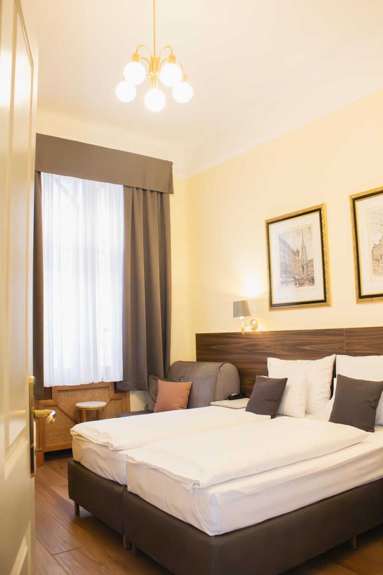Private Comfort Stephansplatz - Self Check In فيينا المظهر الخارجي الصورة